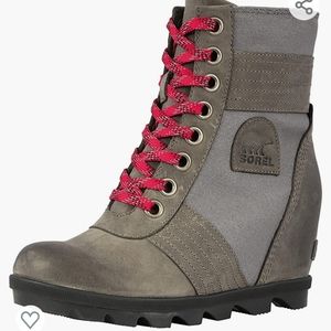 SOREL BOOTS Lexie Wedge Felt